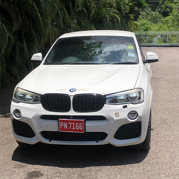 Jamaica Airport Transfer-Luxury Car